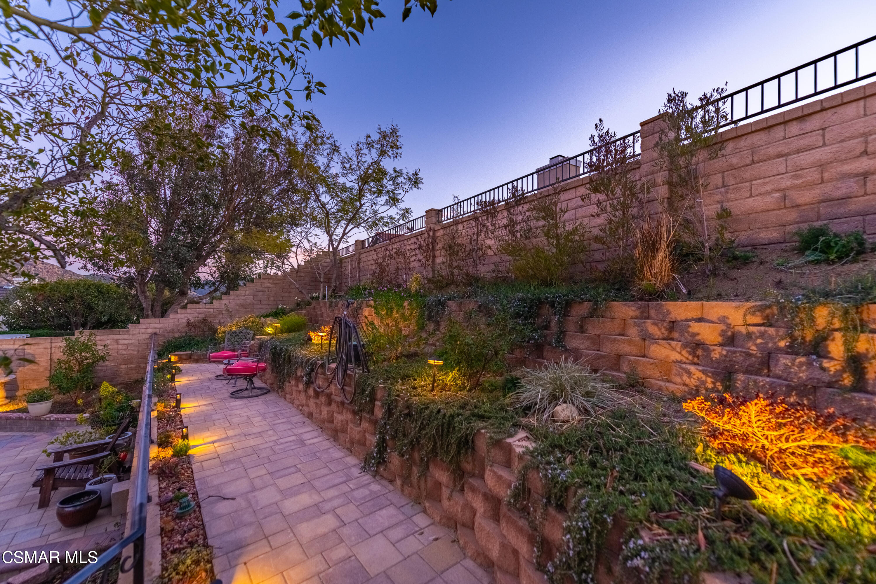 3233 Crazy Horse Drive Simi Valley, CA 93063 - Photo 12 of 65 a backyard of a house with lots of green space