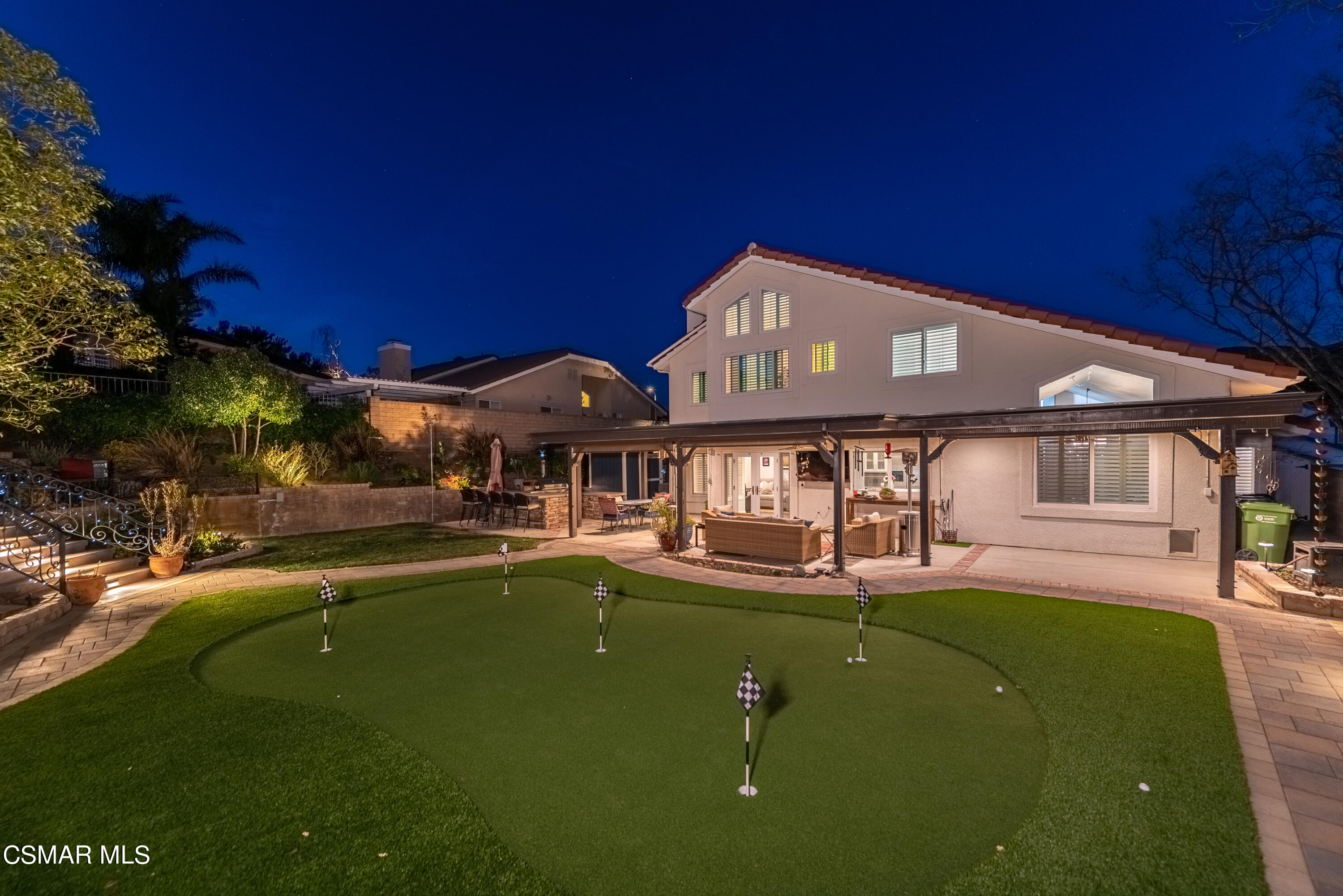 3233 Crazy Horse Drive Simi Valley, CA 93063 - Photo 7 of 65 Backyard Sunset