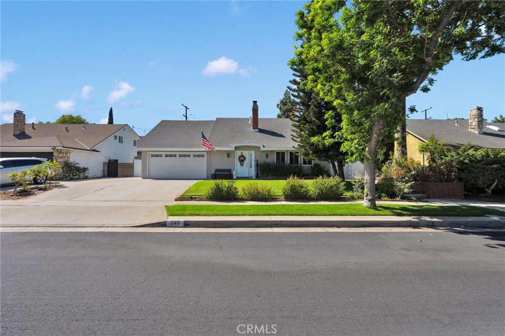 246 East Mission Road Corona, CA 92879 - Photo 1 of 49 Gallery Image 1