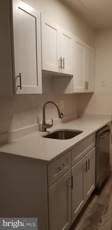 $1,690 | 3320 Hewitt Avenue, Unit 52, Silver Spring, MD 20906