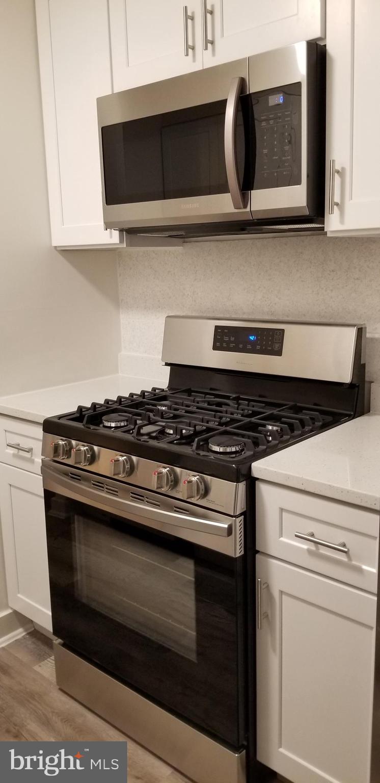 3320 Hewitt Avenue, Unit 52 Silver Spring, MD 20906 - Photo 10 of 23 Stainless steel appliances