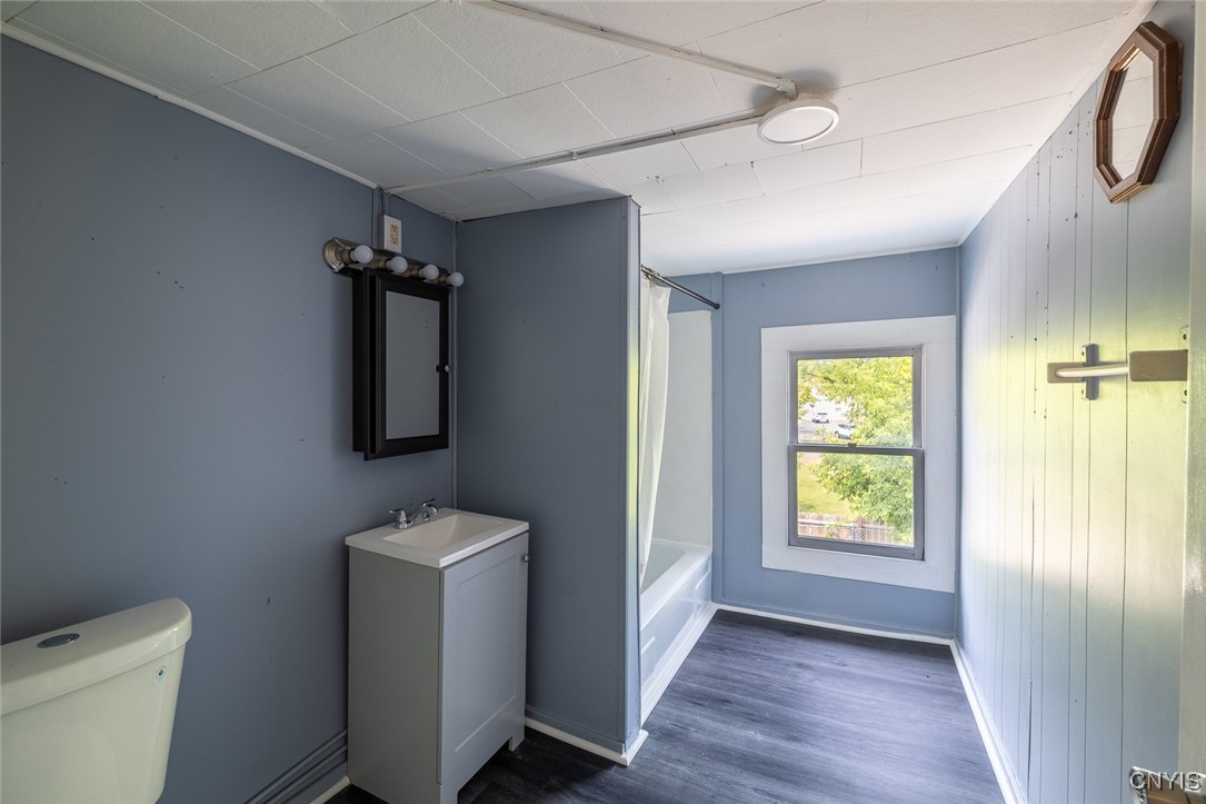 348 Lenox Avenue Oneida, NY 13421 - Photo 13 of 22 Apt. #1 Bath