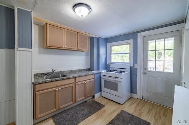 $149,000 | 348 Lenox Avenue, Oneida, NY 13421