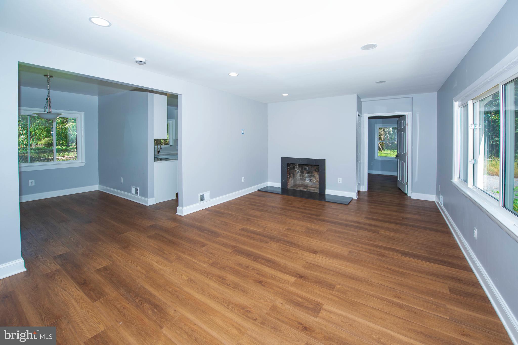 7470 Brink Road Gaithersburg, MD 20882 - Photo 4 of 43