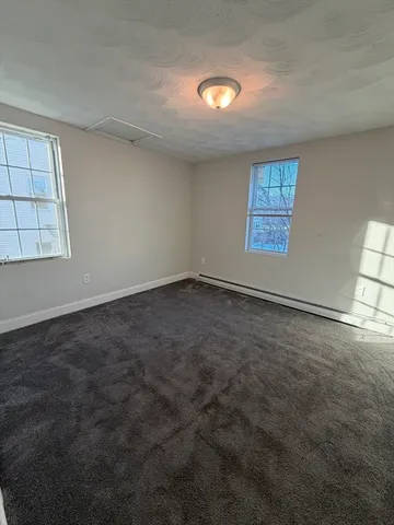 $2,250 | 539-541 North Front Street, Unit 2, New Bedford, MA 02745