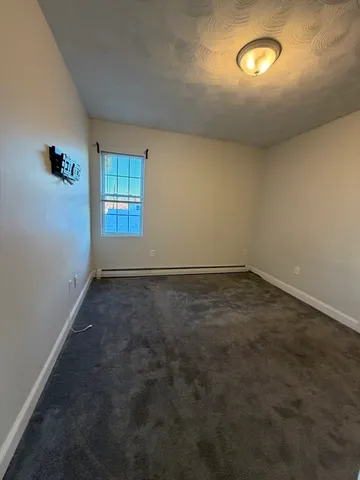 $2,250 | 539-541 North Front Street, Unit 2, New Bedford, MA 02745