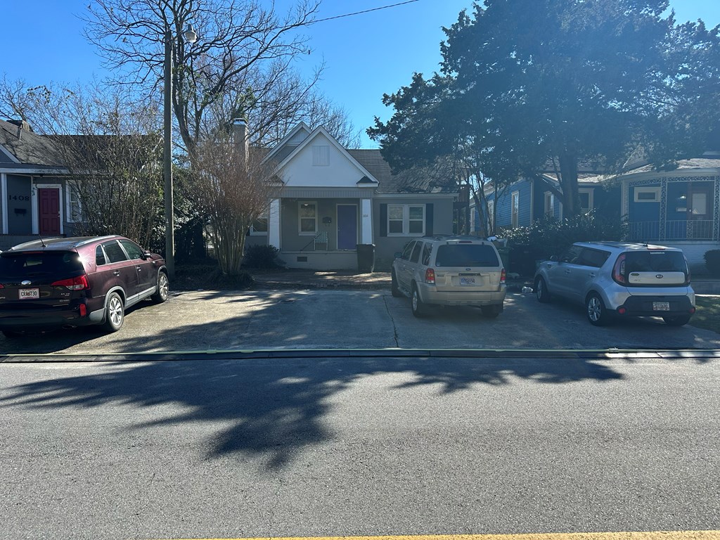 1404 18th Street Columbus, GA 31901 - Photo 3 of 16 Parking Pad