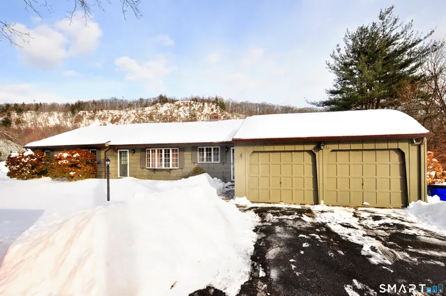 $499,900 | 76 Newgate Road, East Granby, CT 06026