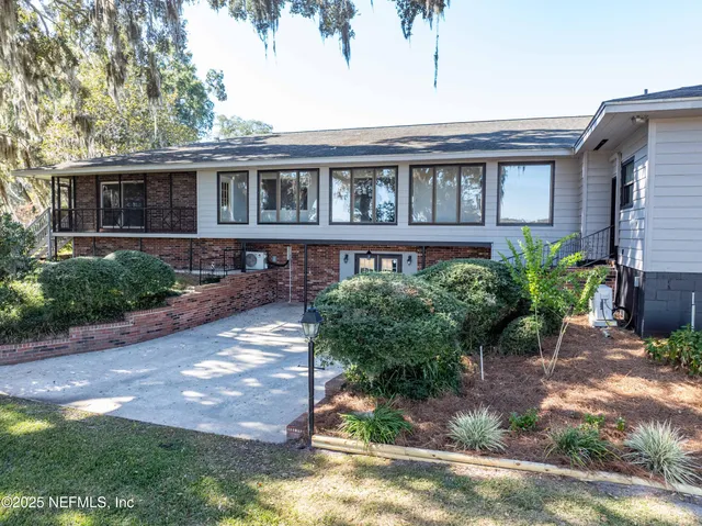 $585,000 | 321 Northwest Harris Lake Drive, Lake City, FL 32055