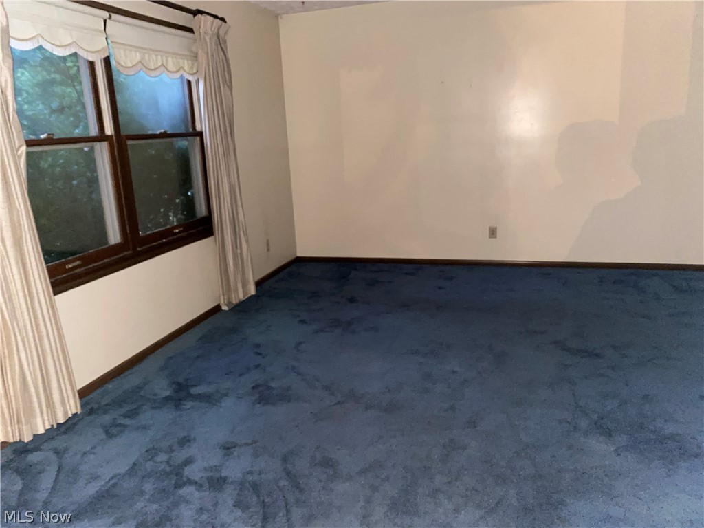 244 Spell Road Kent, OH 44240 - Photo 5 of 28 Formal Living room