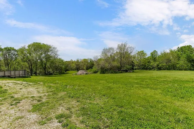 $400,000 | 38708 East Hudson Road, Oak Grove, MO 64075