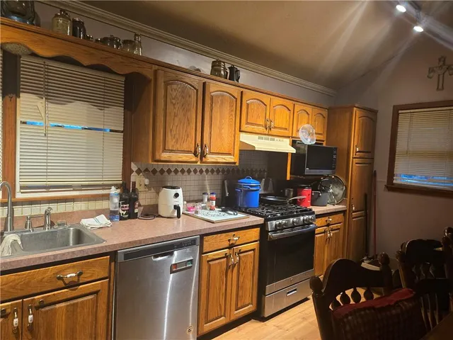 $400,000 | 38708 East Hudson Road, Oak Grove, MO 64075