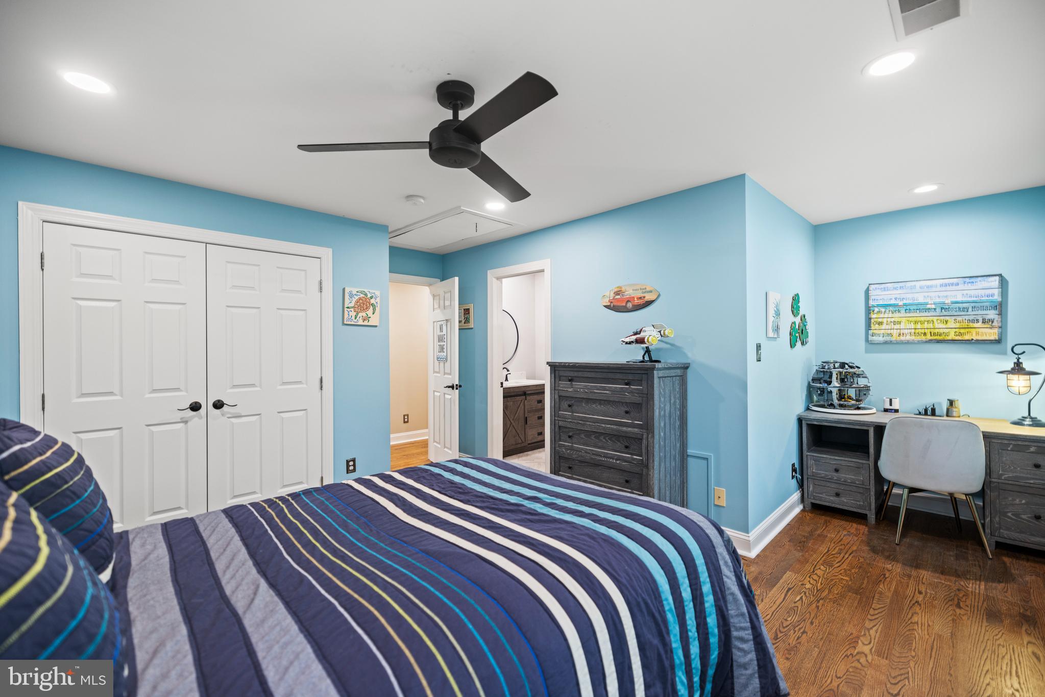 12621 High Meadow Road North Potomac, MD 20878 - Photo 19 of 38 Bedroom #2 w/ Ensuite Bath