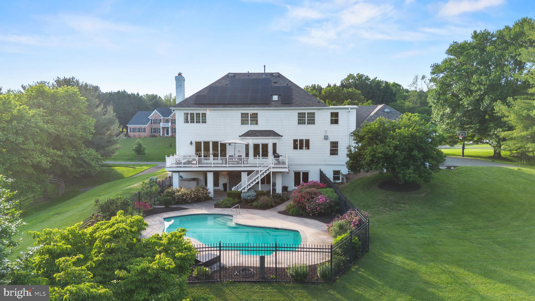12621 High Meadow Road North Potomac, MD 20878 - Photo 2 of 38 Premium Lot & Heated Pool