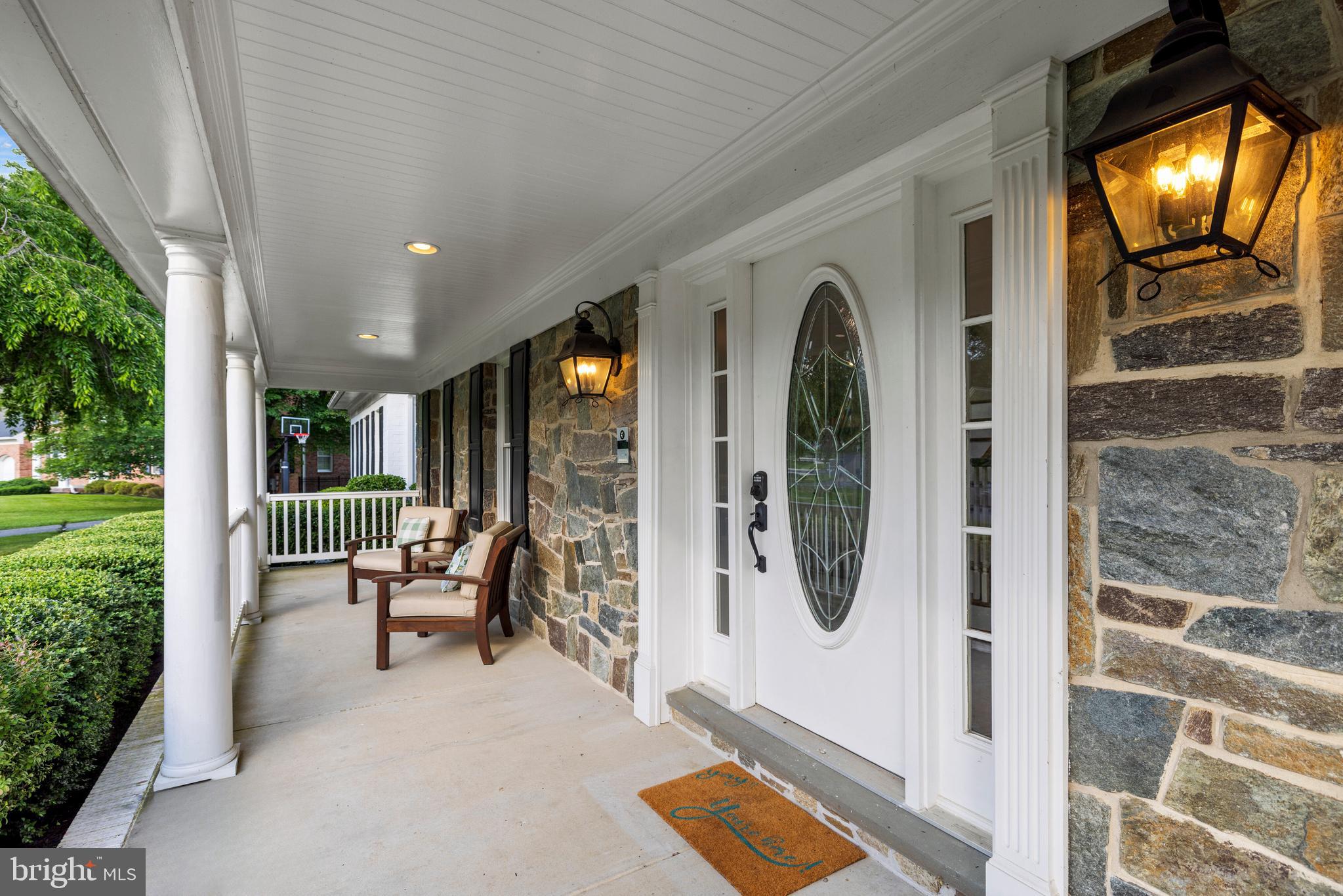 12621 High Meadow Road North Potomac, MD 20878 - Photo 3 of 38 Front Porch