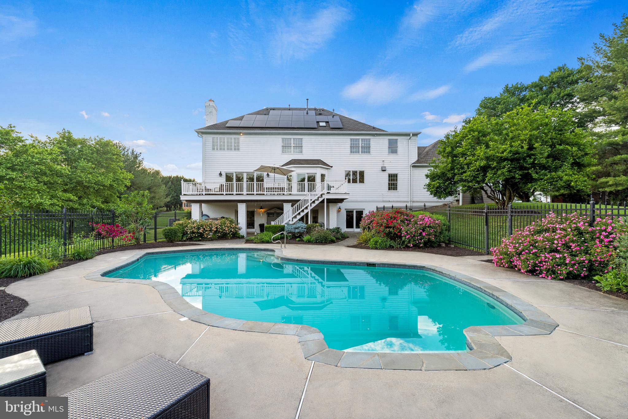 12621 High Meadow Road North Potomac, MD 20878 - Photo 33 of 38 Gallery Image 33