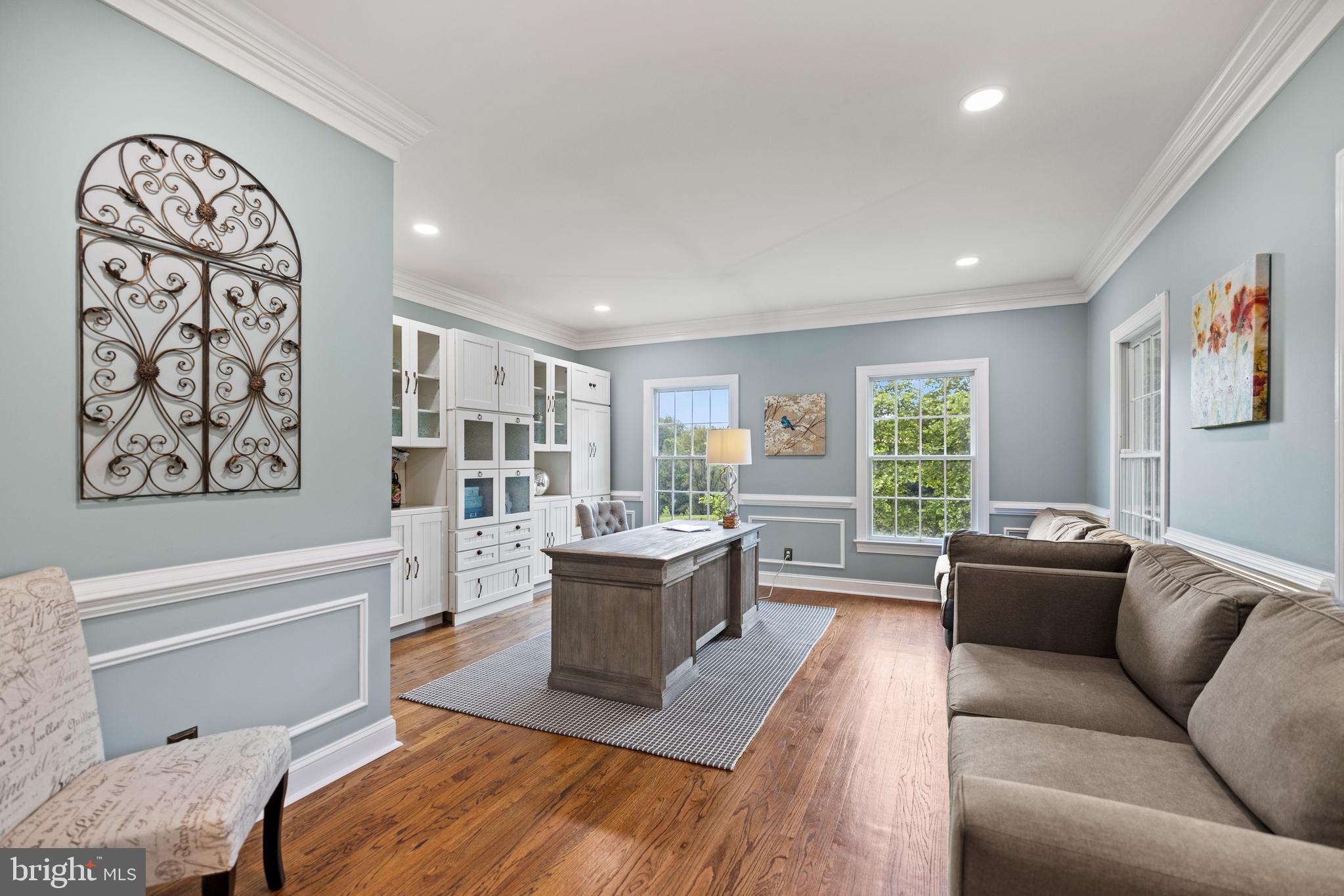 12621 High Meadow Road North Potomac, MD 20878 - Photo 5 of 38 Executive Size Office w/Built-Ins