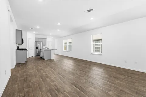 $283,900 | 727 Gladiola Loop, Kyle, TX 78640