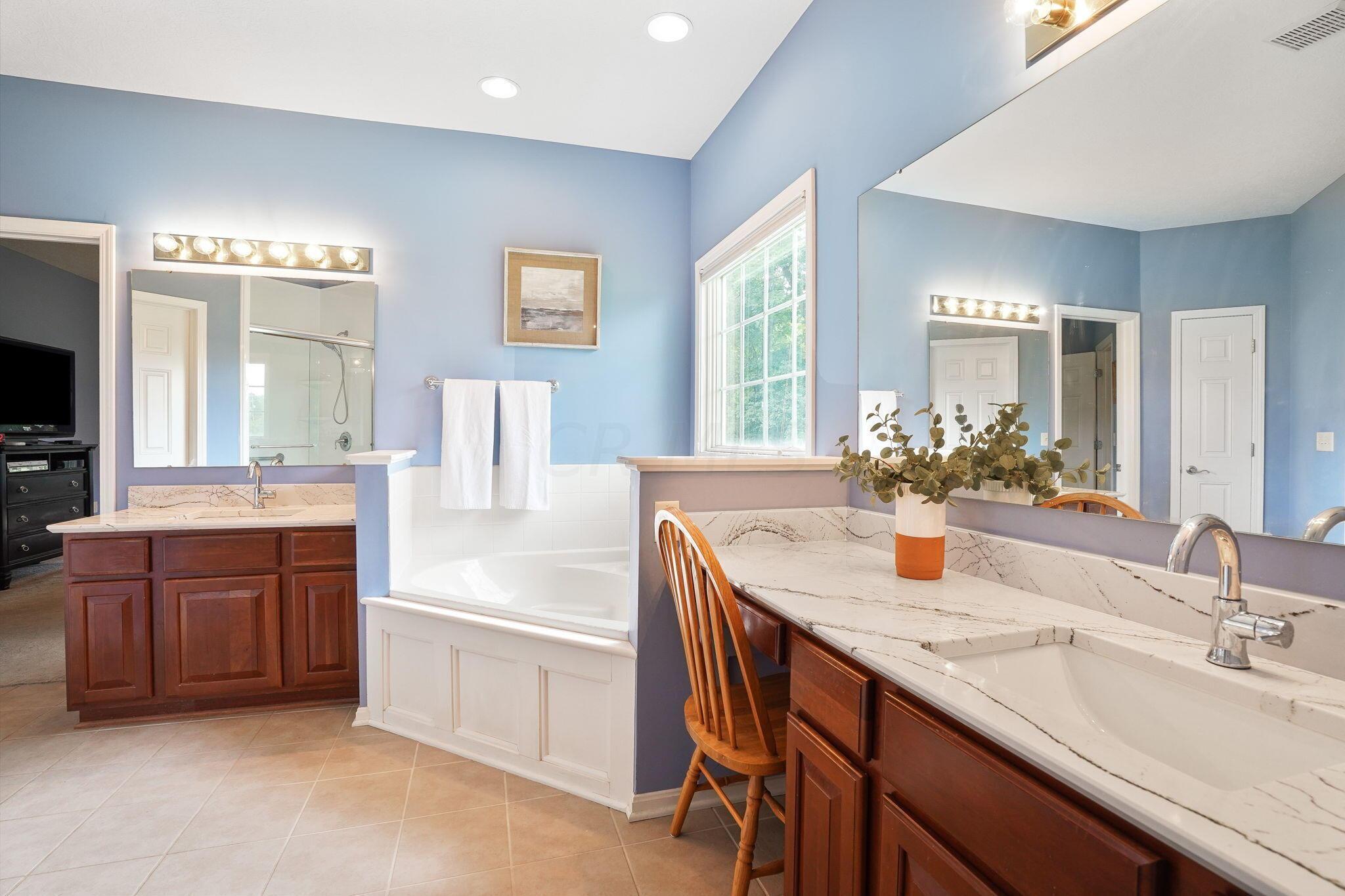 3255 Liberty Road Delaware, OH 43015 - Photo 29 of 69 Owner's Bath