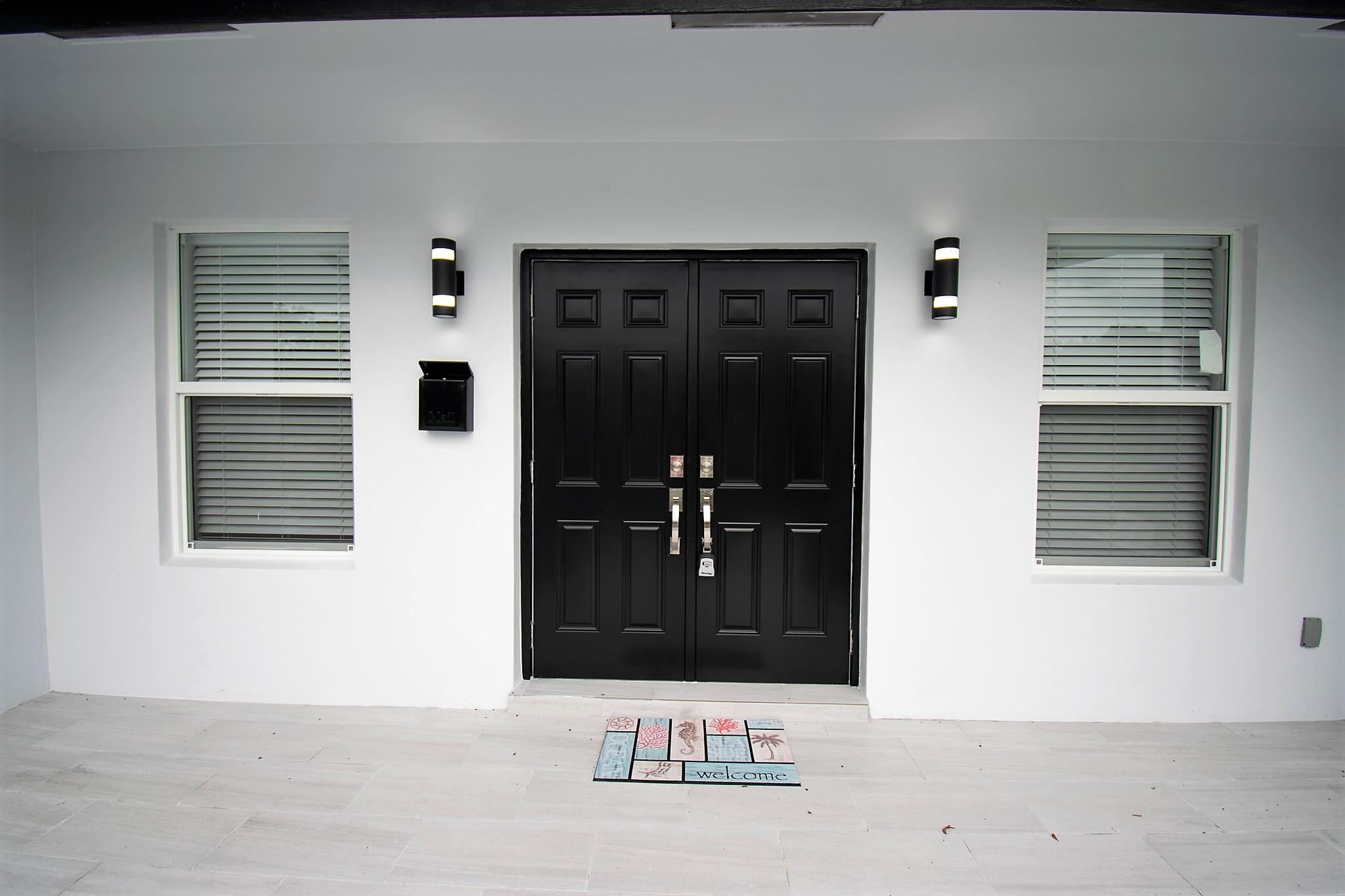 208 Southwest 12th Avenue Boca Raton, FL 33486 - Photo 9 of 10 208 (47)