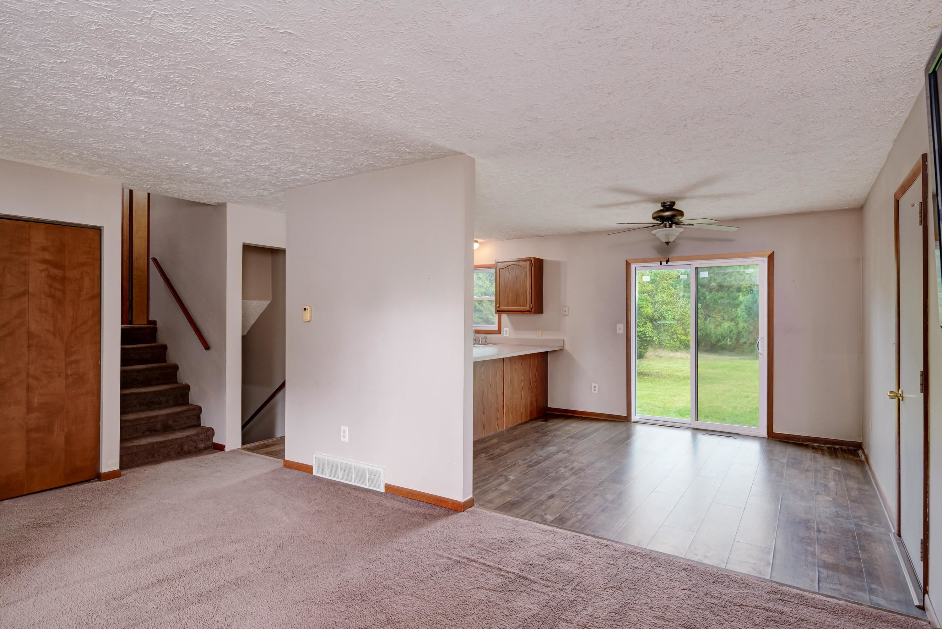 2450 West Long Lake Road Traverse City, MI 49685 - Photo 6 of 30 1938893-59878bae-697a-4788-b0a2-96744d790dae.JPG