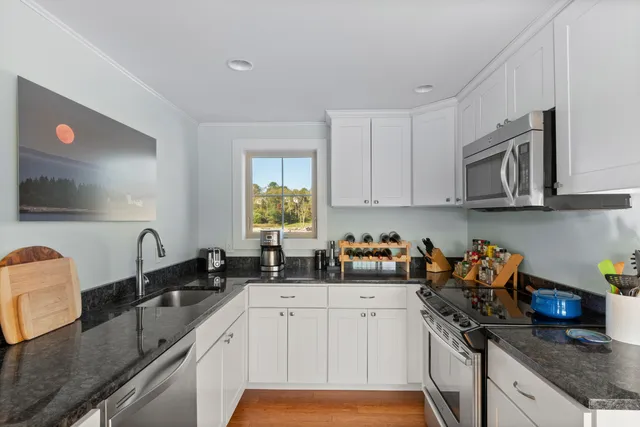 $729,000 | 45 Little Island Road, Unit 45, Harpswell, ME 04066