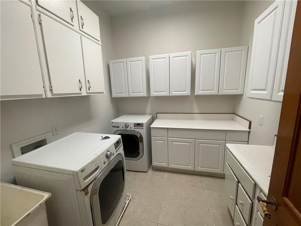 10995 Parsons Road Johns Creek, GA 30097 - Photo 12 of 49