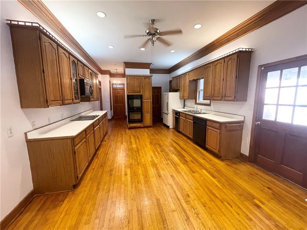 10995 Parsons Road Johns Creek, GA 30097 - Photo 6 of 49