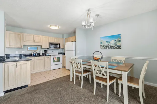 $249,900 | 5905 South Kings Highway, Unit 513B, Myrtle Beach, SC 29575