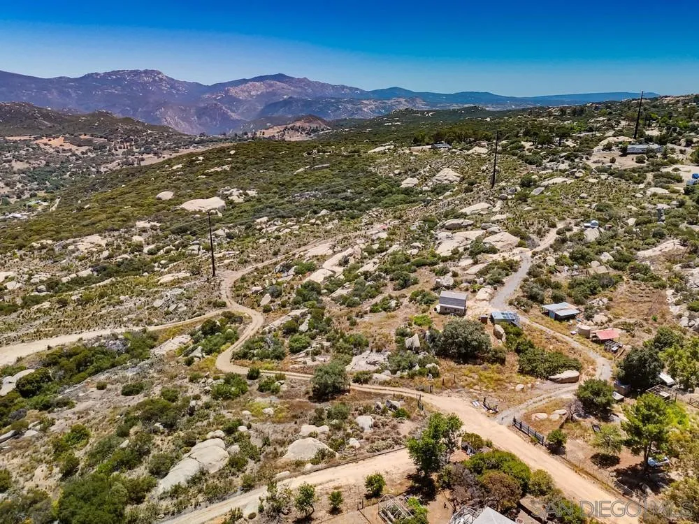 21038 Fog Ridge Alpine, CA 91901 - Photo 5 of 21
