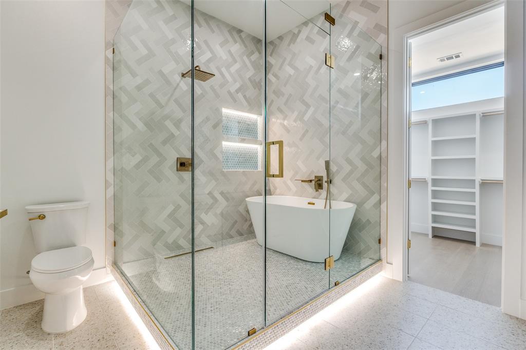 708 West 10th Street, Unit 101 Dallas, TX 75208 - Photo 13 of 31 Furnished Model Home_#102