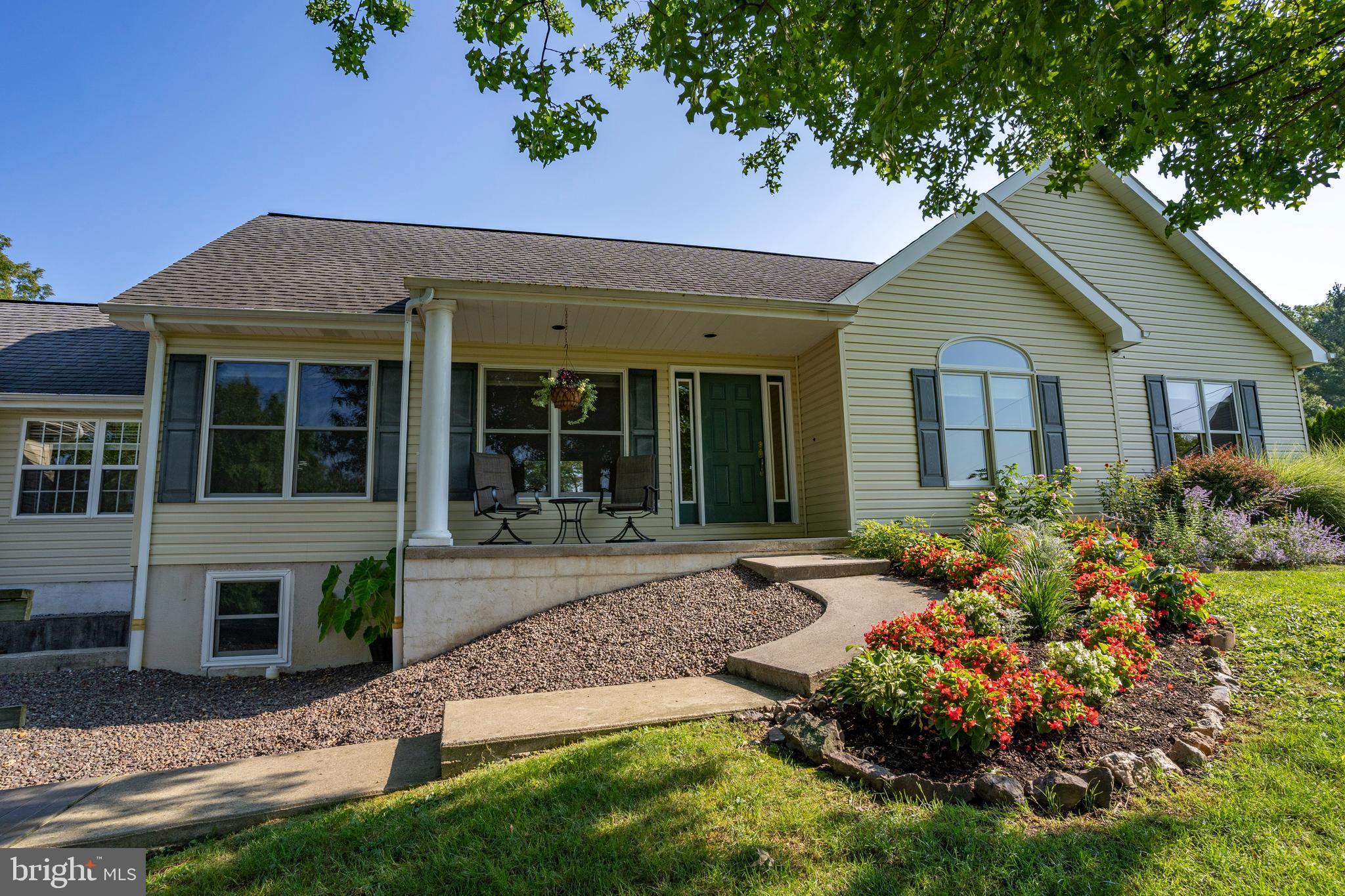 556 East Pleasantview Road Manheim, PA 17545 - Photo 12 of 93 front view of a house with a yard