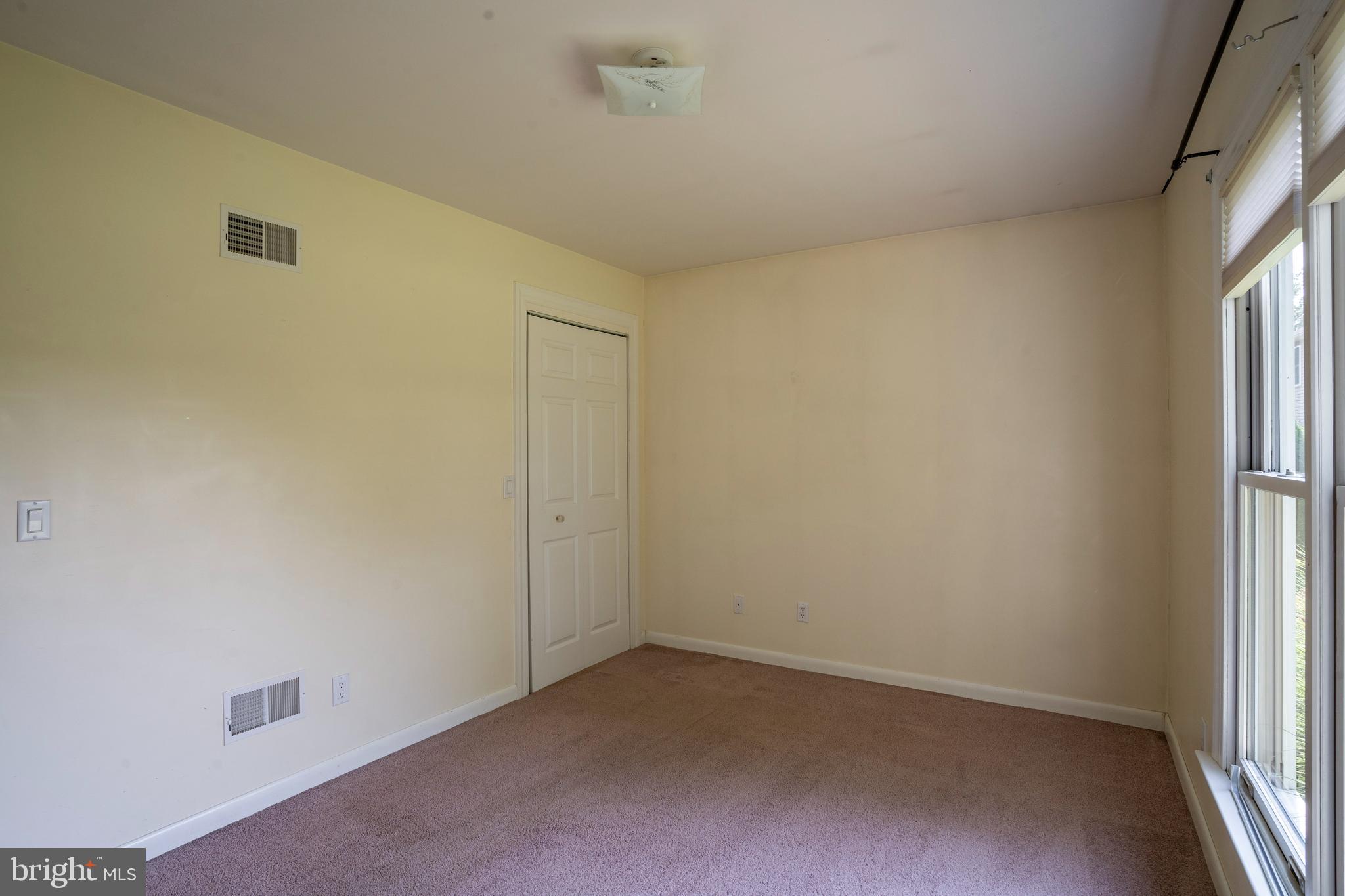 556 East Pleasantview Road Manheim, PA 17545 - Photo 71 of 93 an empty room with a window