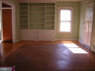 14 Spring Street Penns Grove, NJ 08069 - Photo 4 of 6 Gallery Image 4