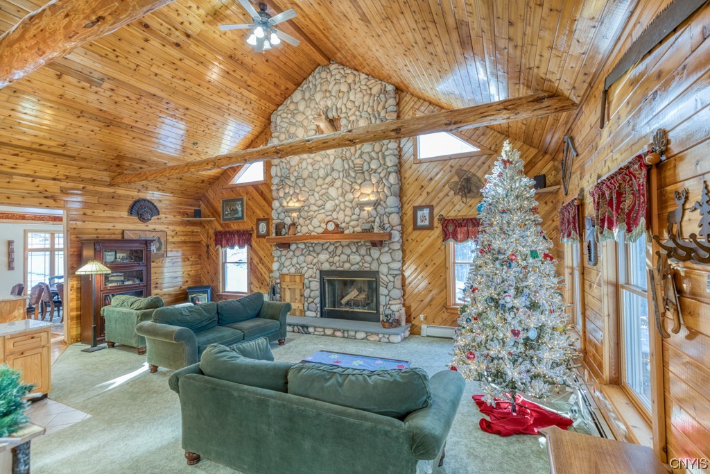 538 State Highway Georgetown, NY 13072 - Photo 16 of 50 Come on inside to this beautiful great room!