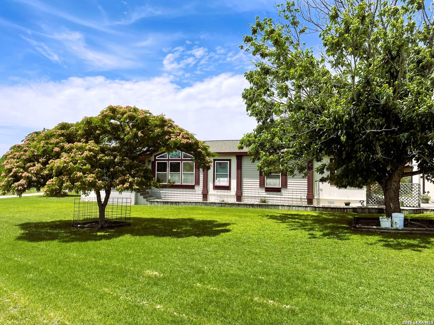 460 Faurie Road Lakehills, TX 78063 - Photo 4 of 46 Gallery Image 4