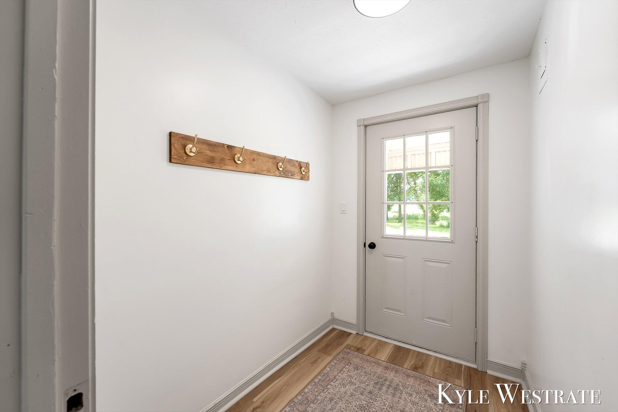 5908 Johnson Road Belding, MI 48809 - Photo 3 of 31 03-AIV00276