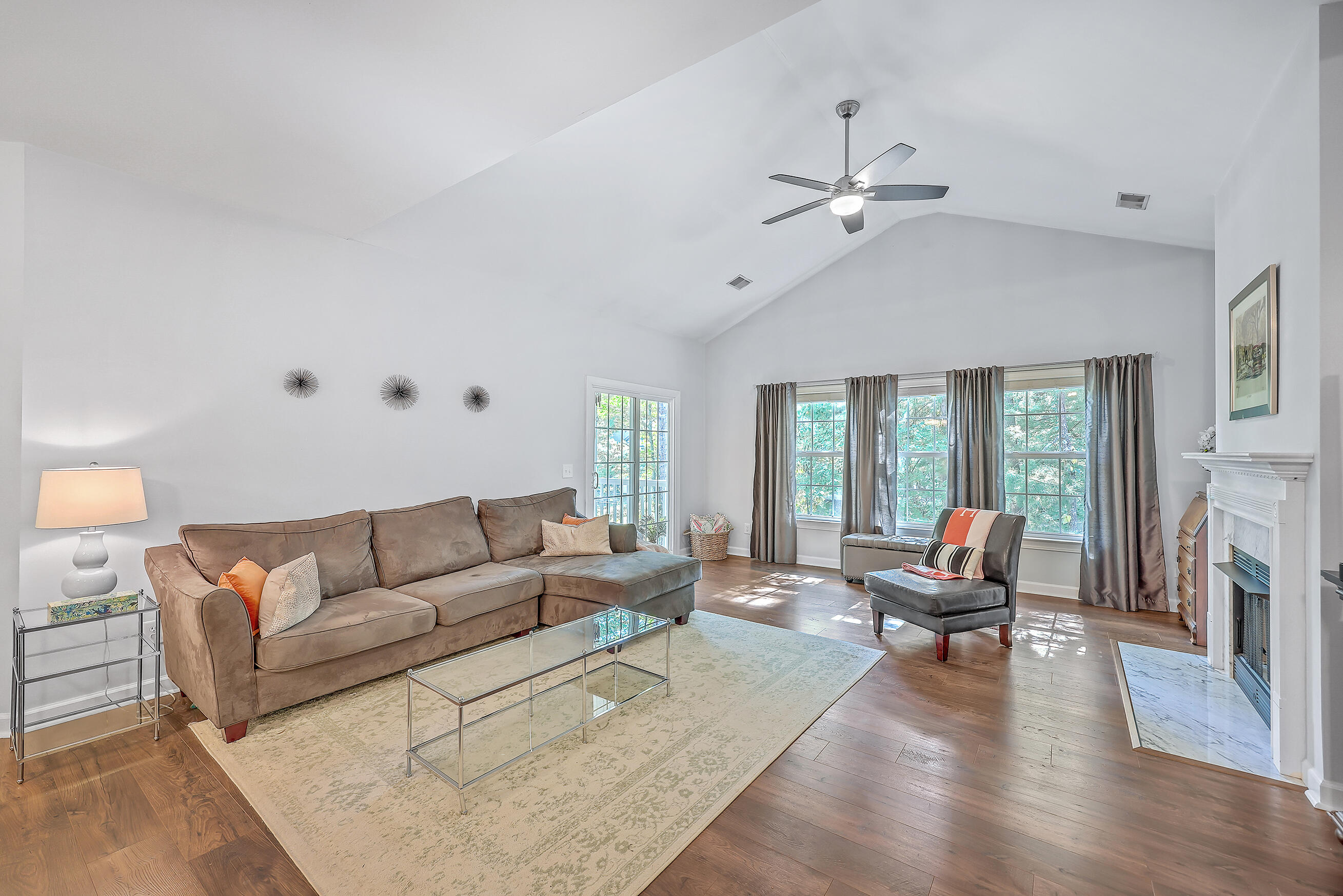 507 South Elgin Court Charleston, SC 29414 - Photo 4 of 29 ZYN_2104_05_06_07_08_09_10