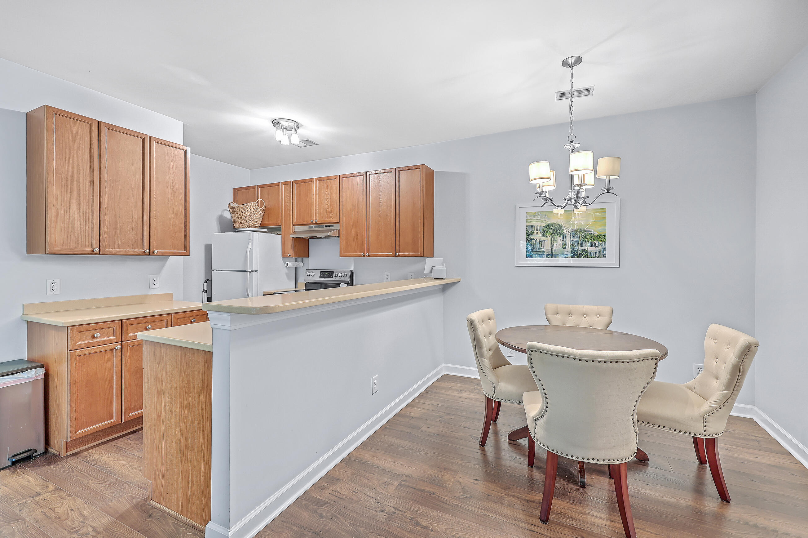 507 South Elgin Court Charleston, SC 29414 - Photo 9 of 29 ZYN_2139_40_41_42_43_44_45