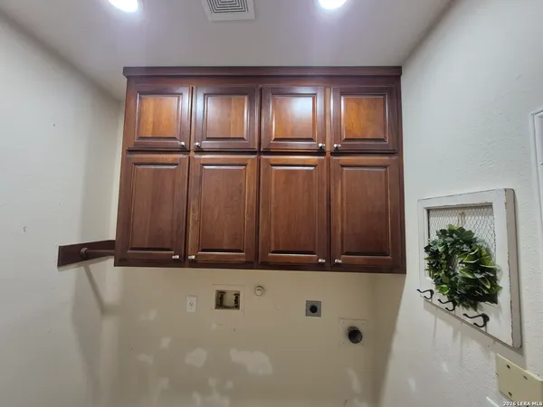 $2,895 | 712 Moss Wood, Schertz, TX 78154