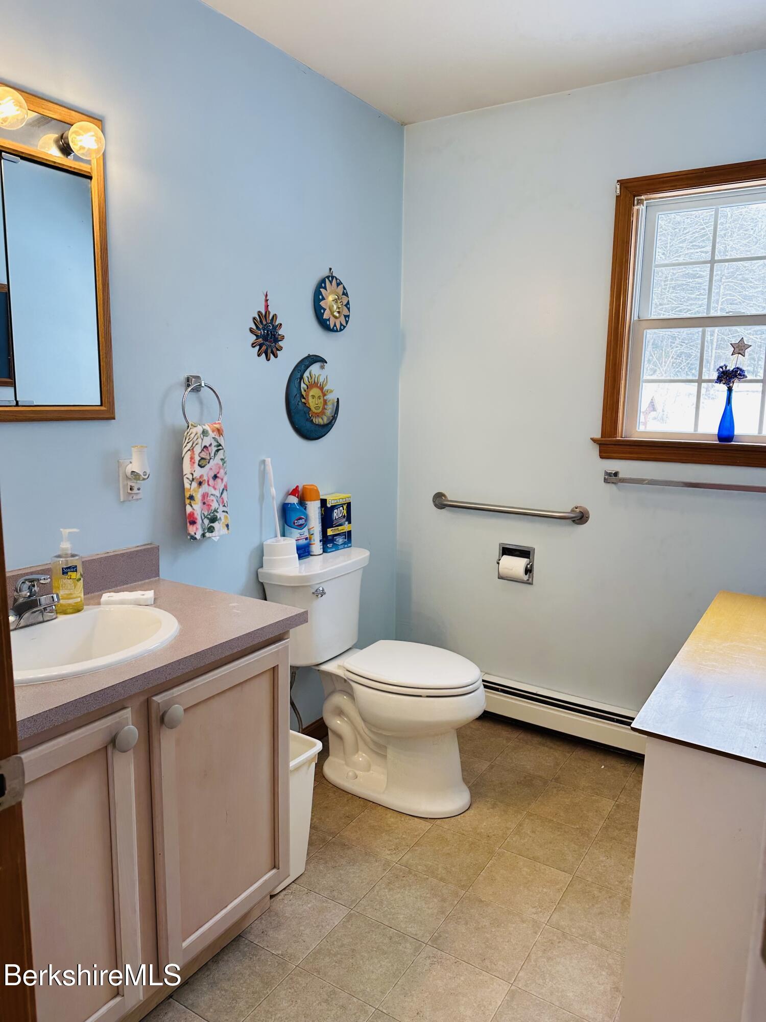 87 Furnace Road Richmond, MA 01254 - Photo 10 of 21 1st Floor Half Bath