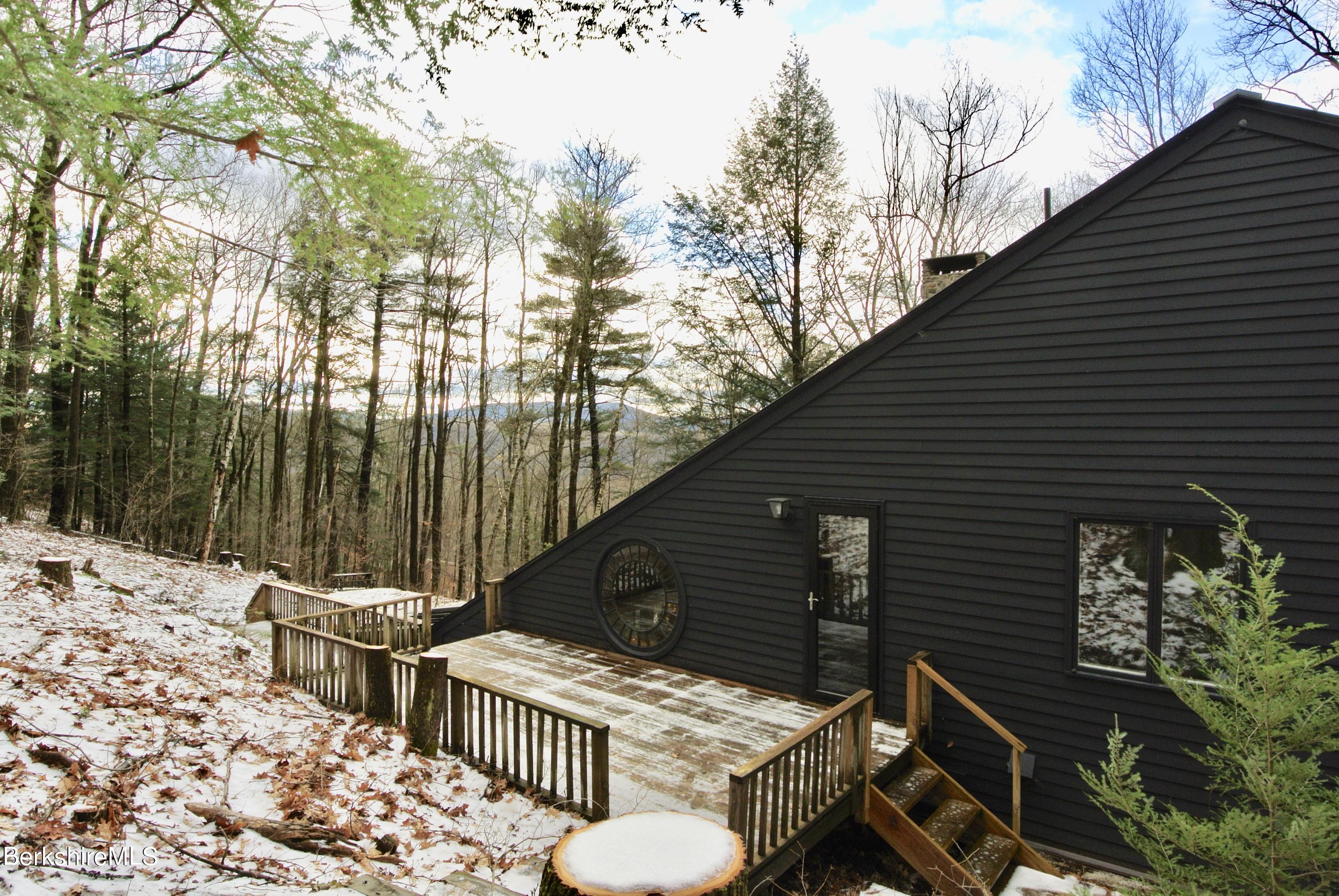 56 Lenox Road West Stockbridge, MA 01266 - Photo 37 of 39 Upper deck