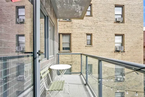 $677,800 | 31-41 29th Street, Unit 3B | Astoria