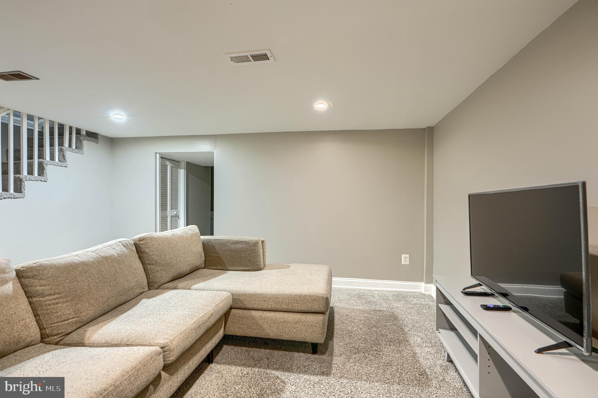 4625 Marble Hall Road Baltimore, MD 21239 - Photo 22 of 29