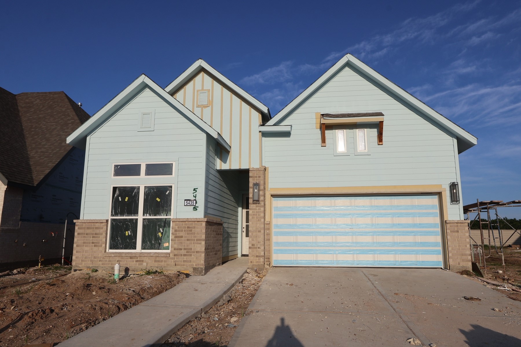 5435 Mango Blfs Street Manvel, TX 77578 - Photo 4 of 17