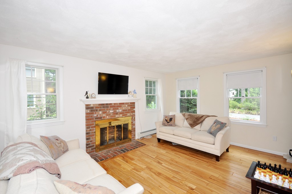 38 Old Mill Road Maynard, MA 01754 - Photo 3 of 30 Gallery Image 3