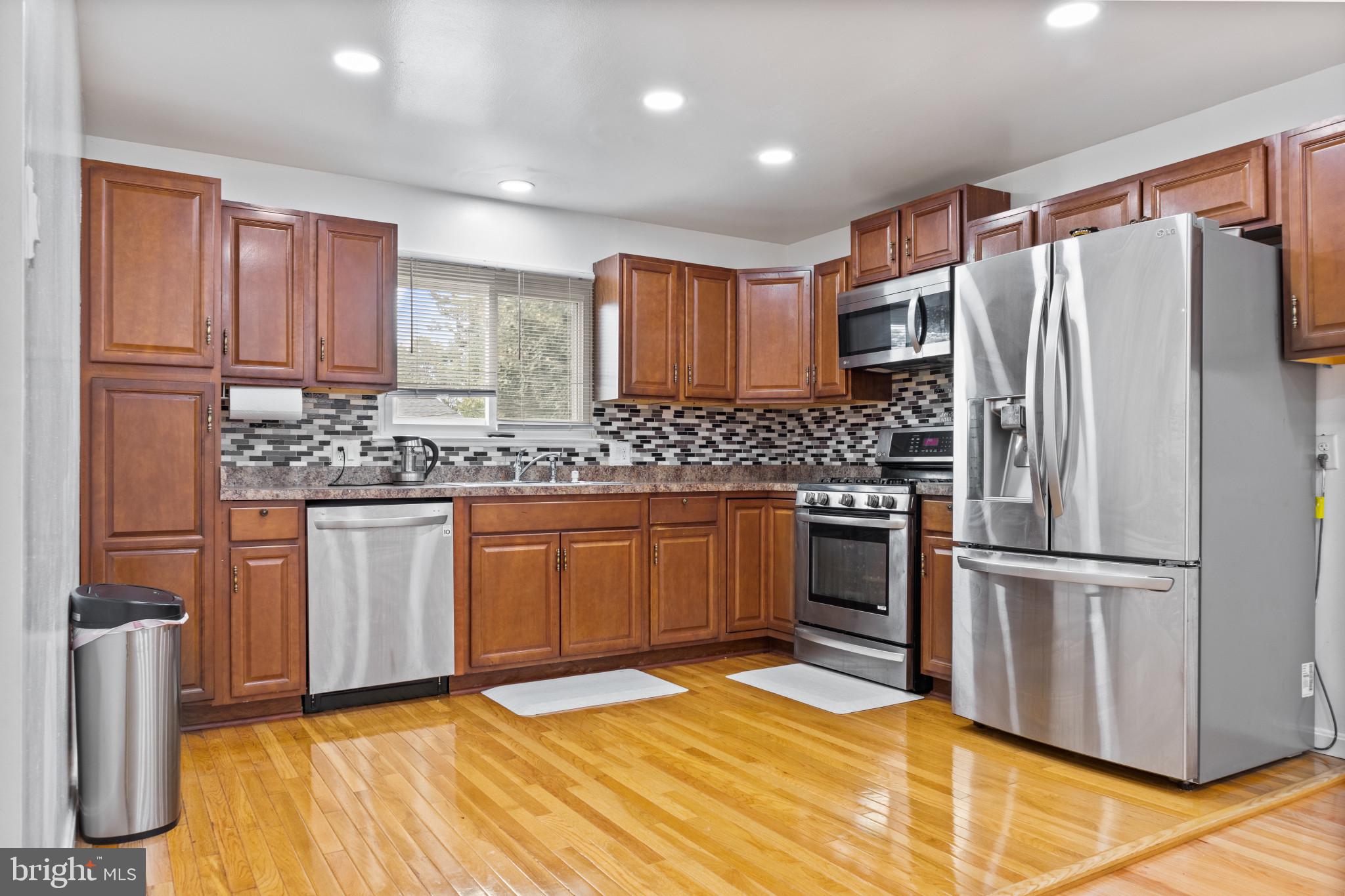 6200 Collinsway Road Catonsville, MD 21228 - Photo 15 of 50