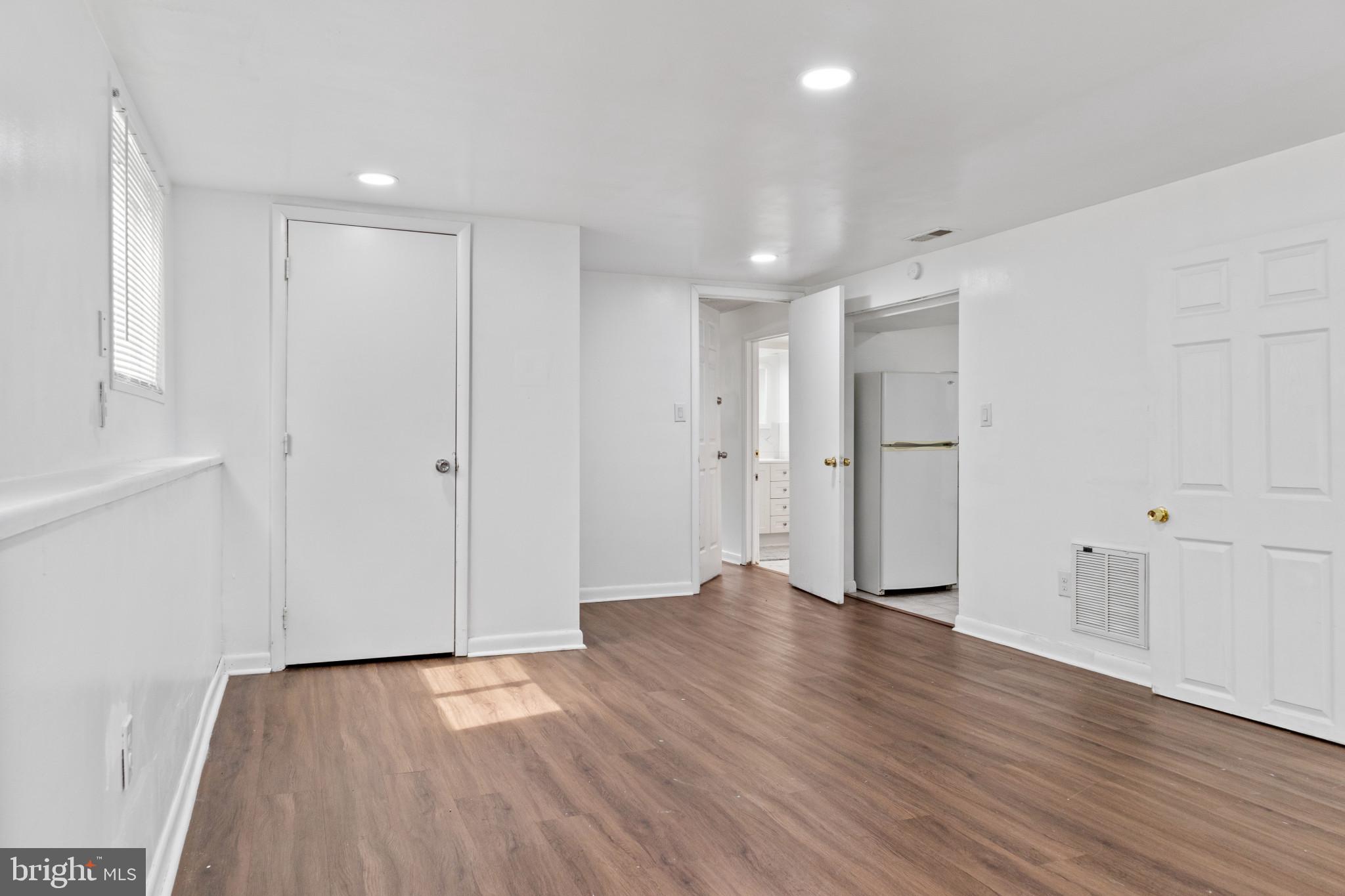 6200 Collinsway Road Catonsville, MD 21228 - Photo 38 of 50