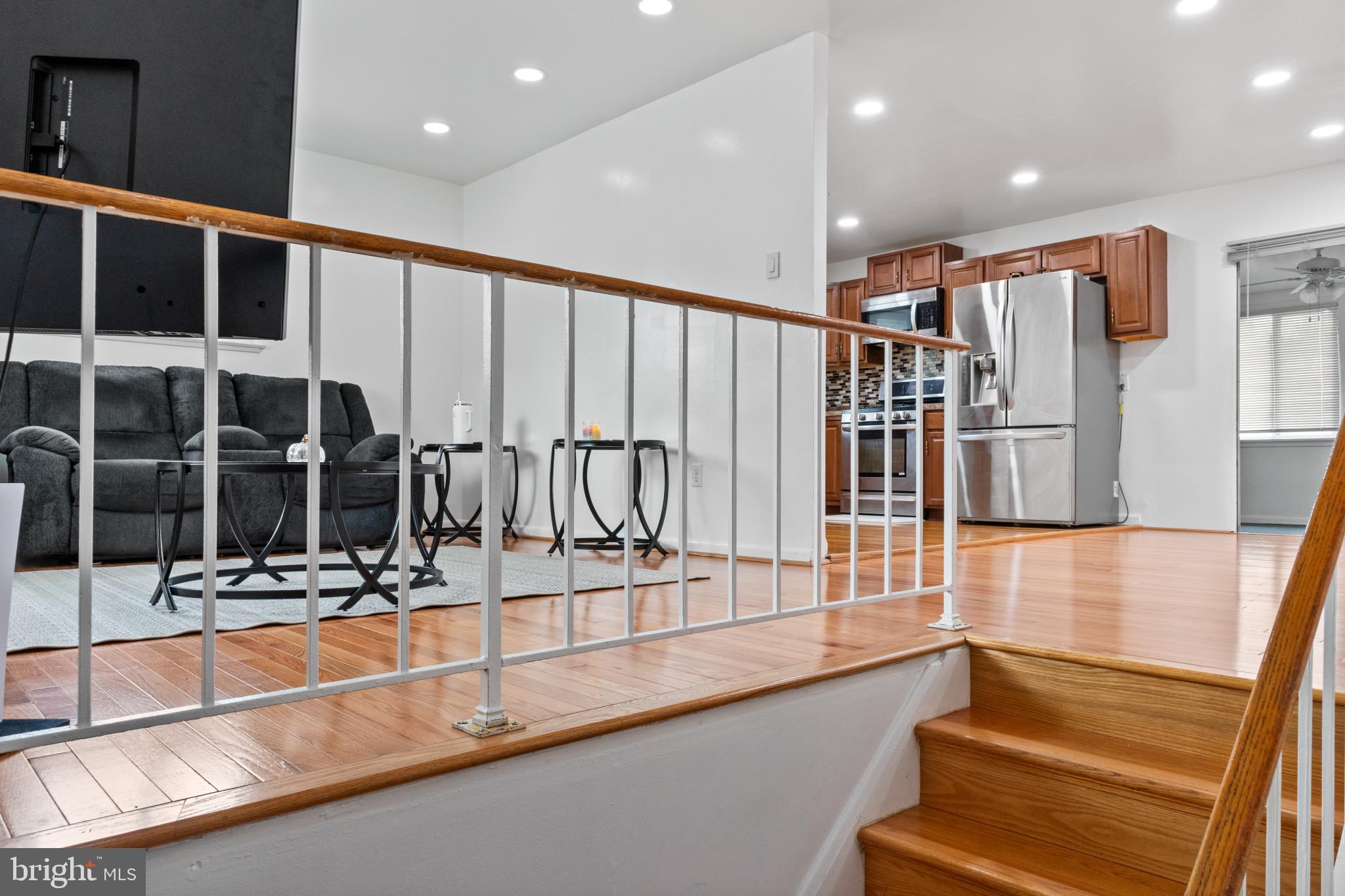 6200 Collinsway Road Catonsville, MD 21228 - Photo 7 of 50