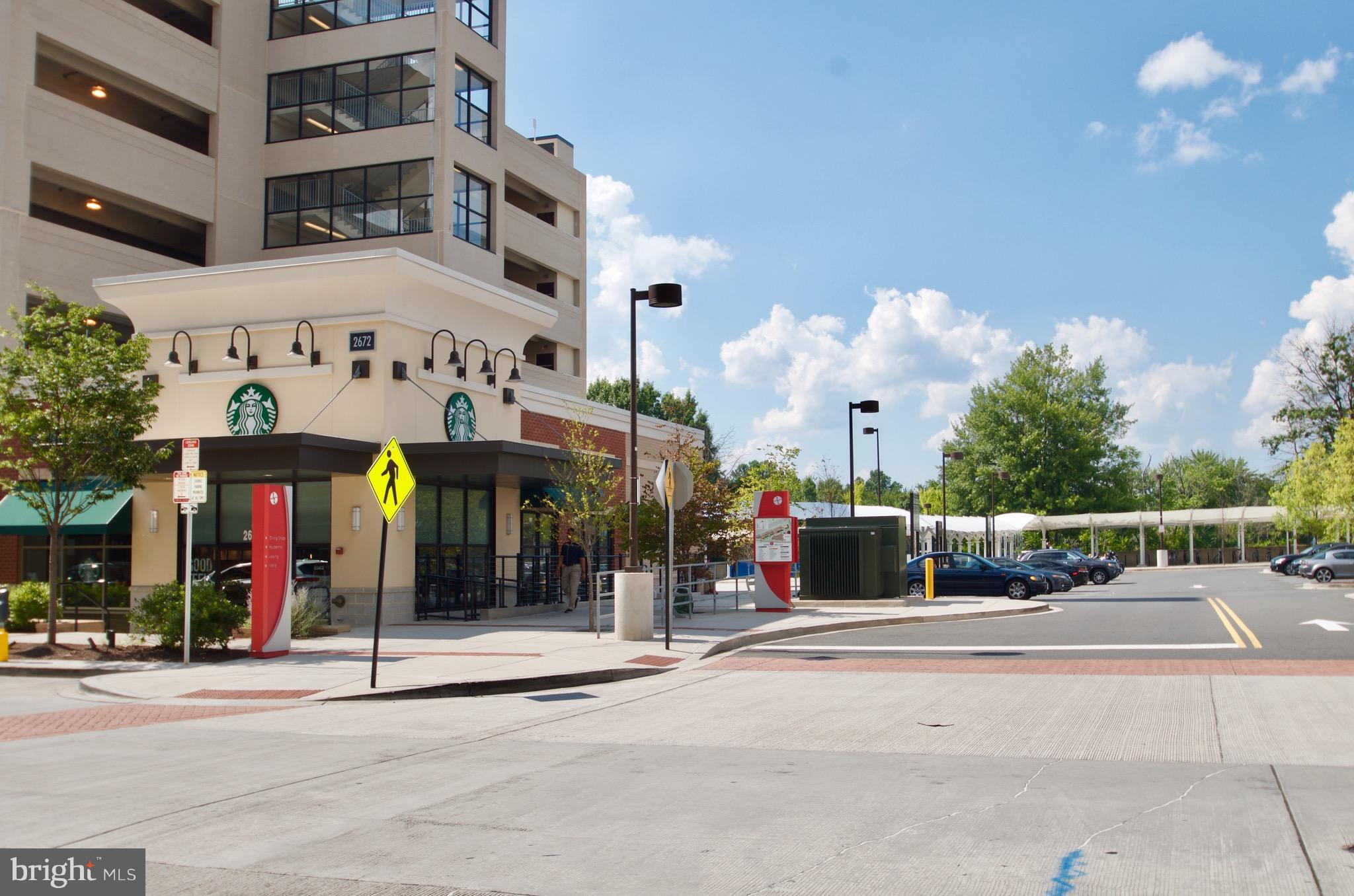 2726 Gallows Road, Unit 917 Vienna, VA 22180 - Photo 24 of 25 Exterior (Front)